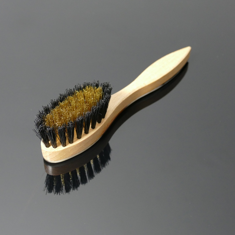 selvyt shoe brush