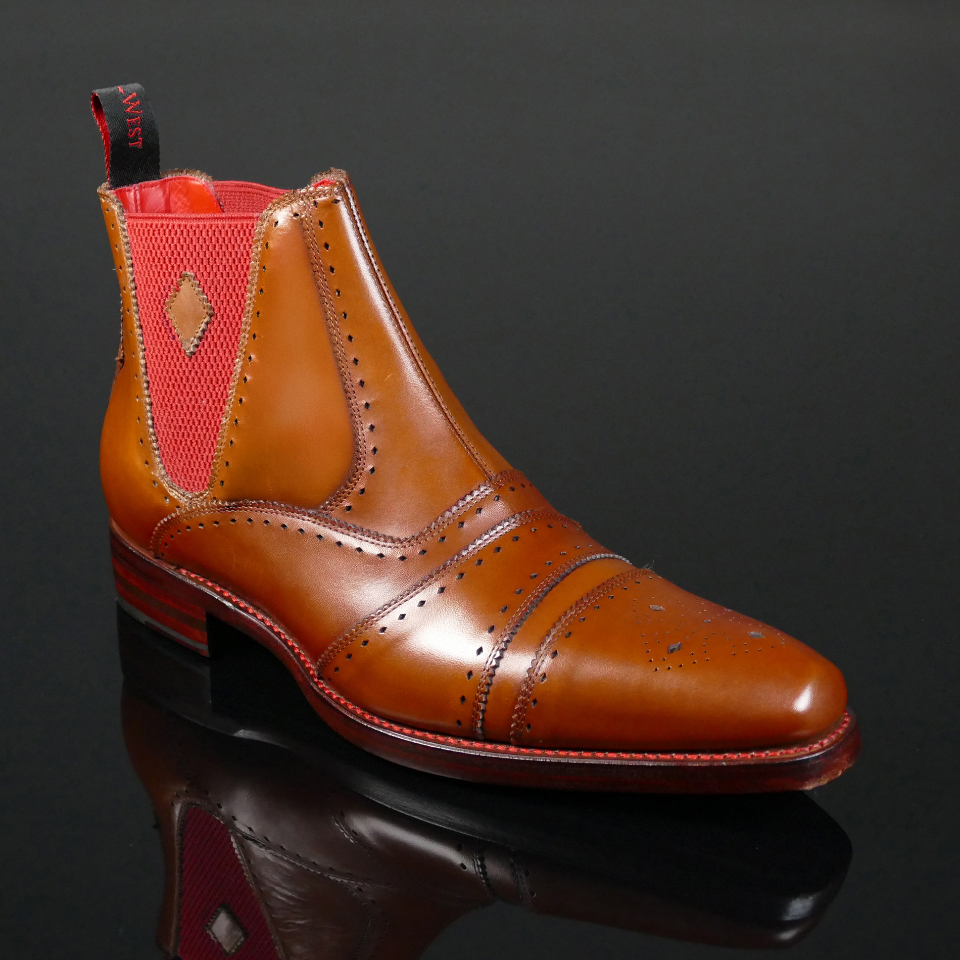 Dexter - 'Point' Cricket Front Chelsea Boot Dexter - 'Point' Cricket Front Chelsea Boot