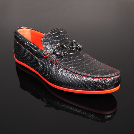 The 'Limelight' - Black snake driving loafer