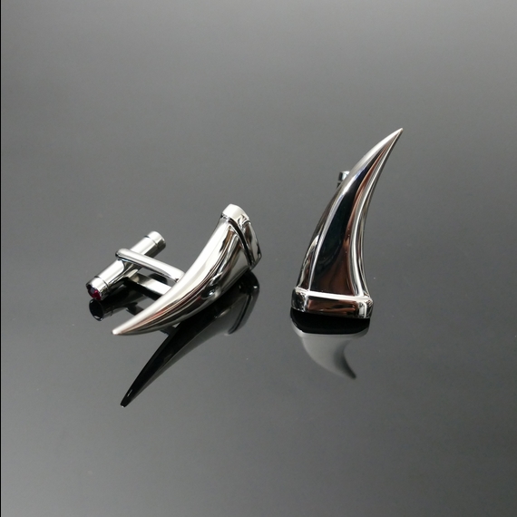 Cufflinks - Sabretooth