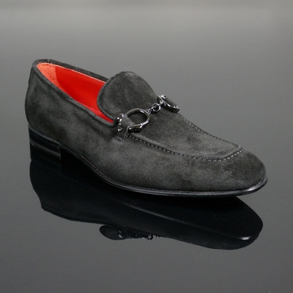 The 'Club Montepulciano' Handcuff Loafer