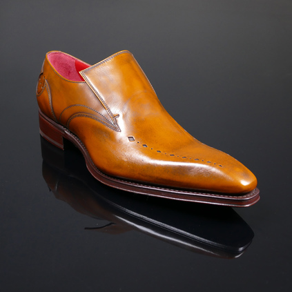Moon 'Kit' Diamond punch Slip on 